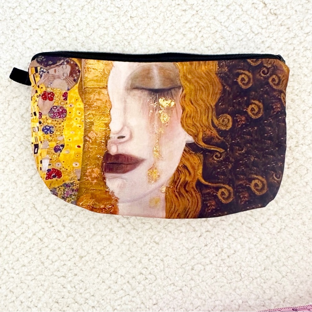 Art pouch‎ padded, gold zipper, padded makeup